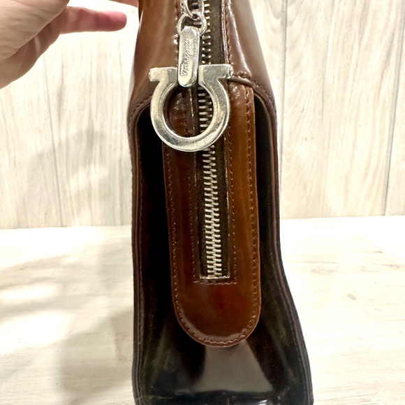 Ferragamo Brown Ombre Leather Tote 🥳HOST PICK🥳 - Picture 6 of 15